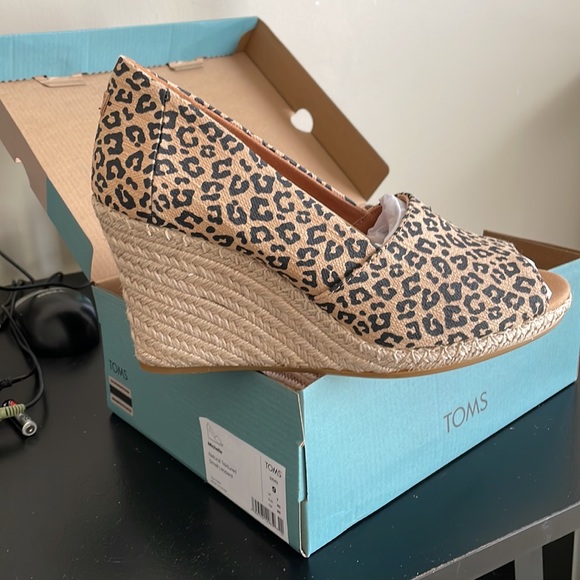 TOMS Michelle Natural Textured Small Leopard - Picture 4 of 5